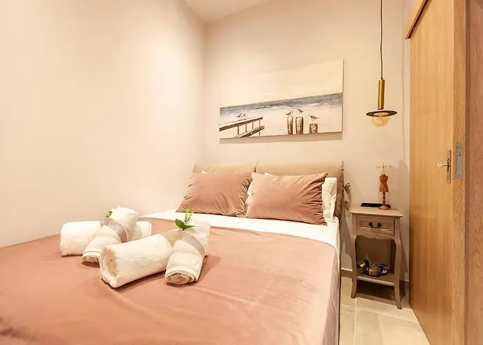 Elektra Luxury Apartment
